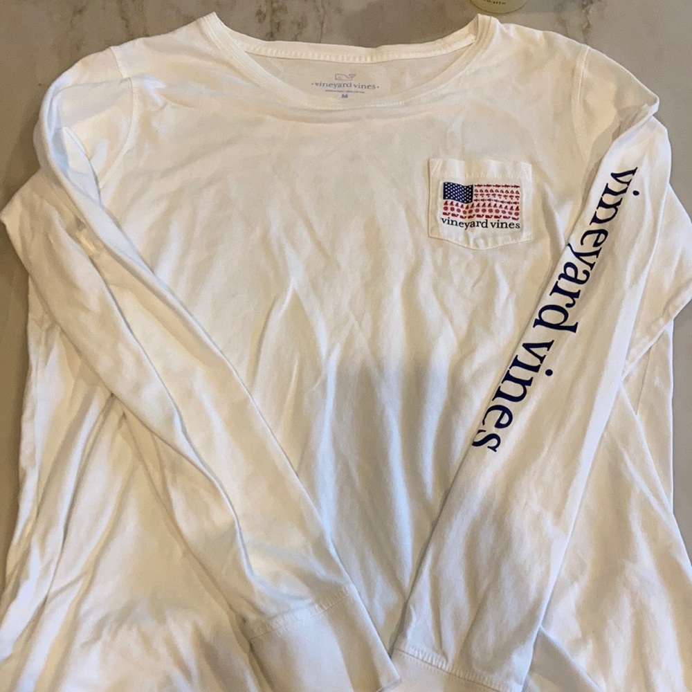 Vineyard Vines Flag Tee- Patriotic- Size M
